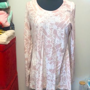 NWOT Peruvian Connection Tunic Top, Size Large